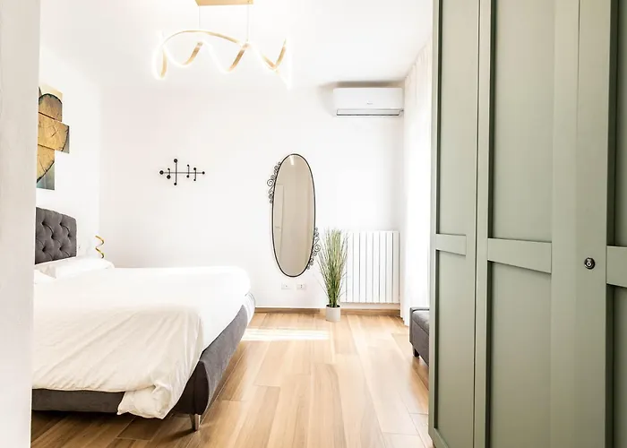 Apartamento Ai Due Allori - Veranda, Metro C To Colosseum, Wifi & Ac