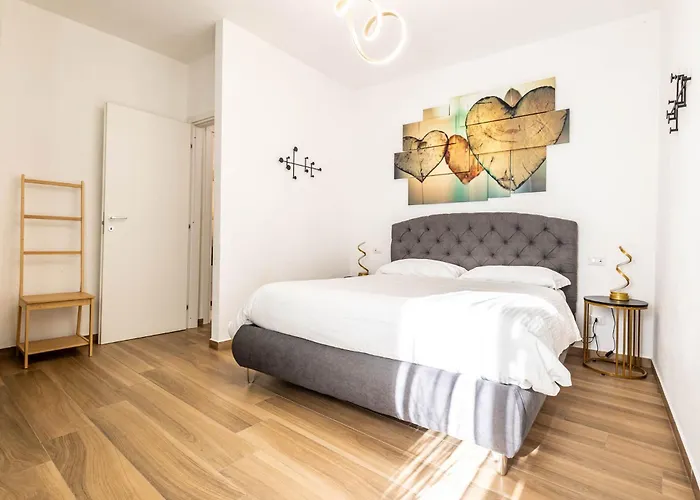 Ai Due Allori - Veranda, Metro C To Colosseum, Wifi & Ac Apartamento Roma